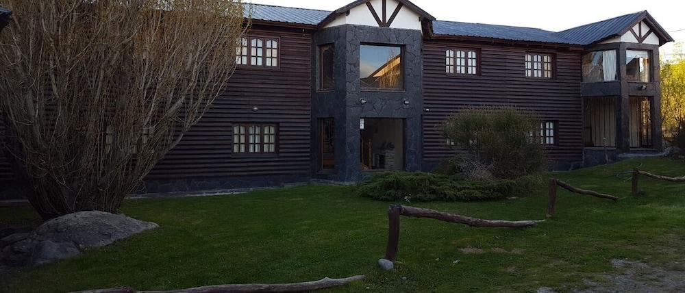 Отель Kalenshen Calafate Эль-Калафате Экстерьер фото